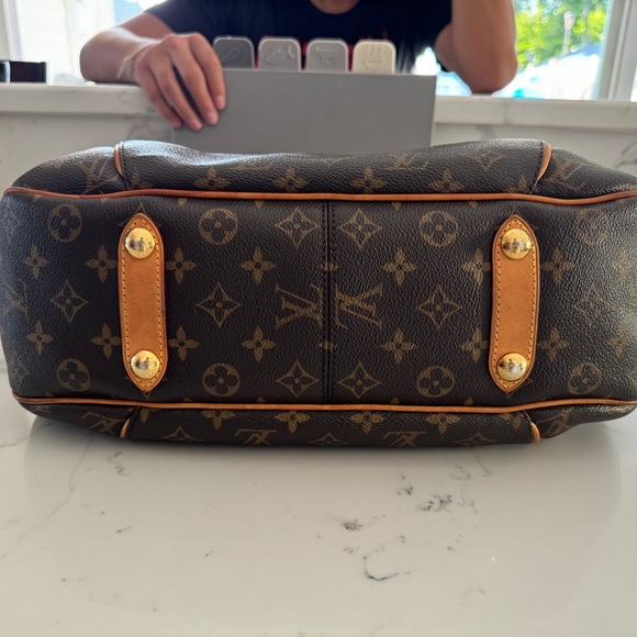 Louis Vuitton Galleria PM Monogram bag - Picture 3 of 10